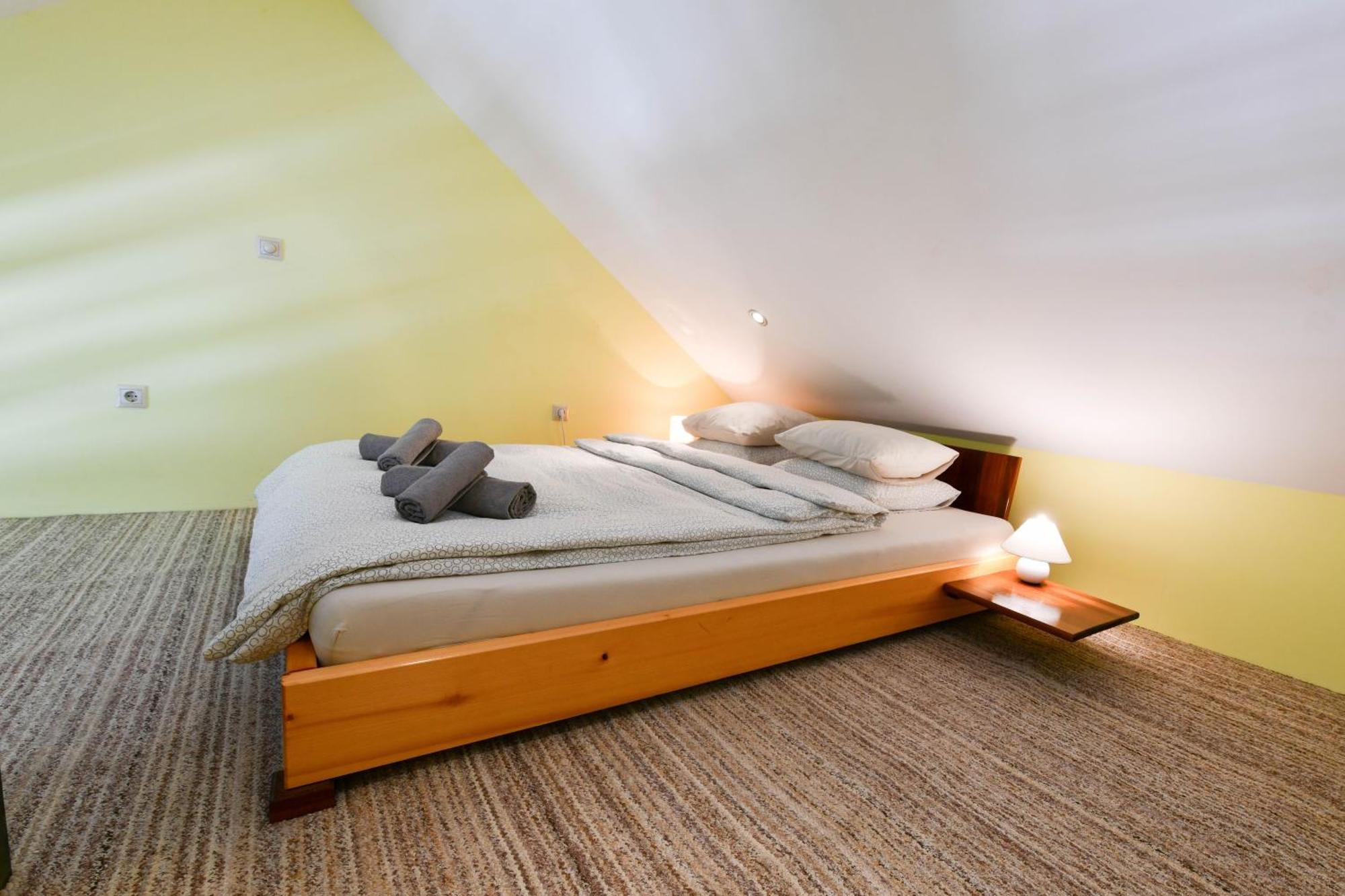 Accommodation "Old Town Dreznik" Rakovica Exterior photo