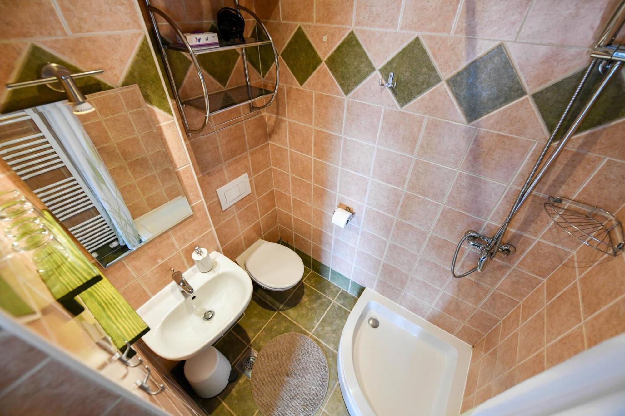 Accommodation "Old Town Dreznik" Rakovica Exterior photo